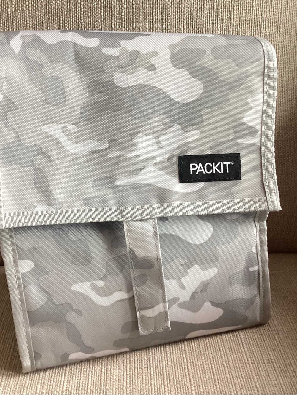 Packit Freezable Lunch Bag Sack Pack In grey Camo Foldable
Zipper